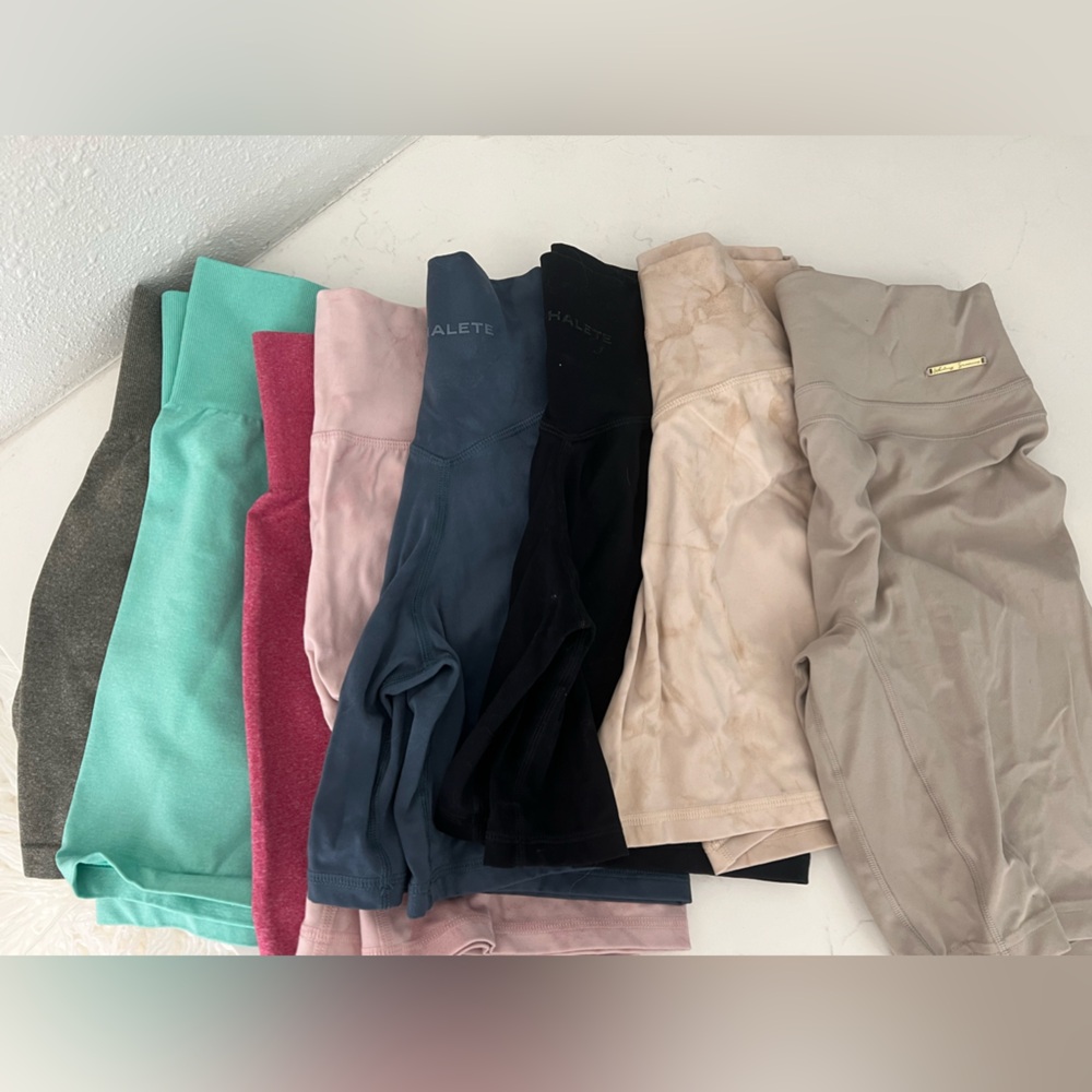 3 pairs of NVGTN, 4 pairs alphalete and a gym shark Whitney Simmons shorts.